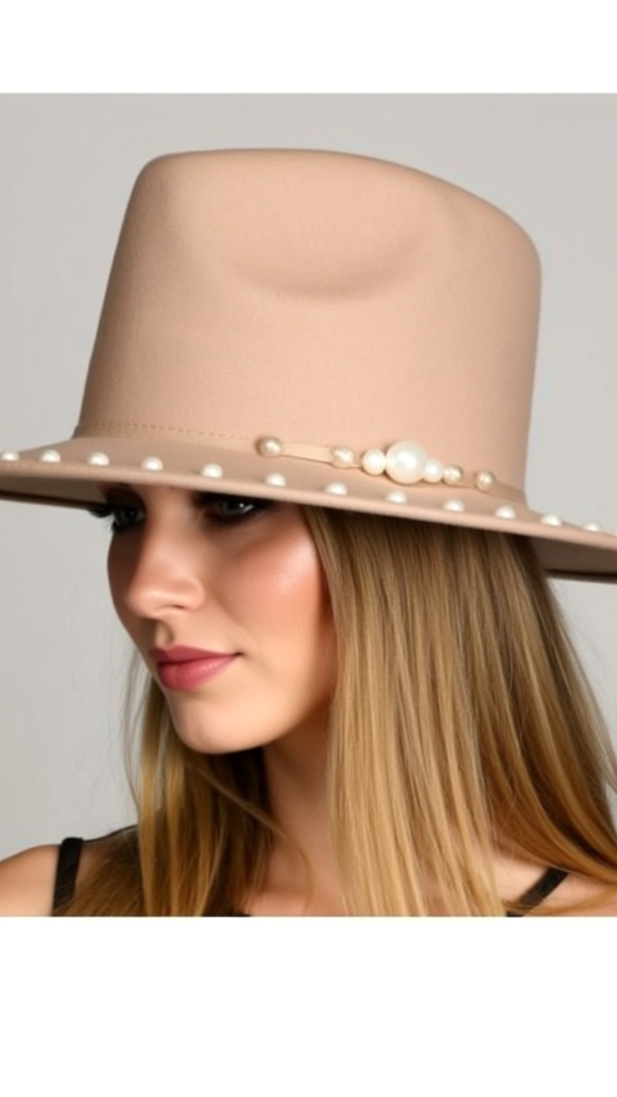 BEIGE BRIM WOOL RANGER HAT WITH PEARLS