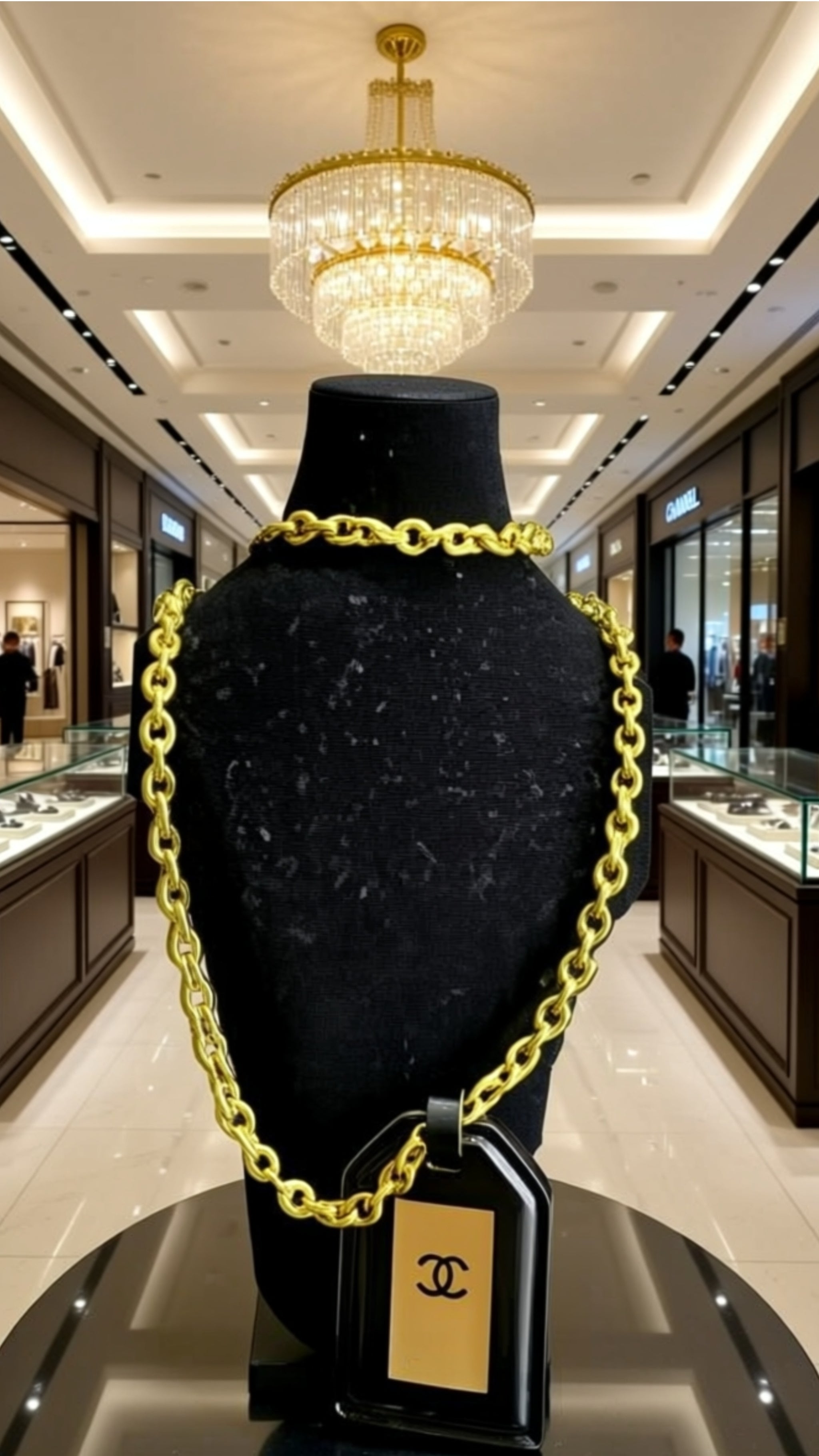 PENDANT NECKLACE CC