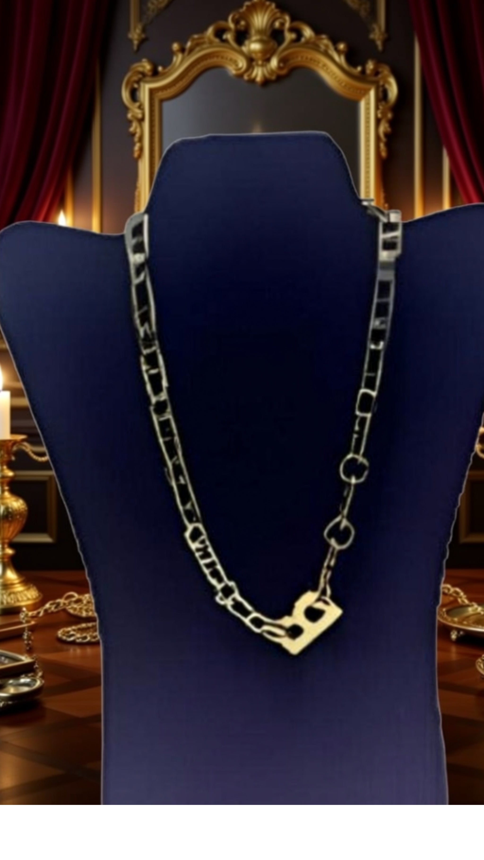 Lux Chain Pendant Necklace