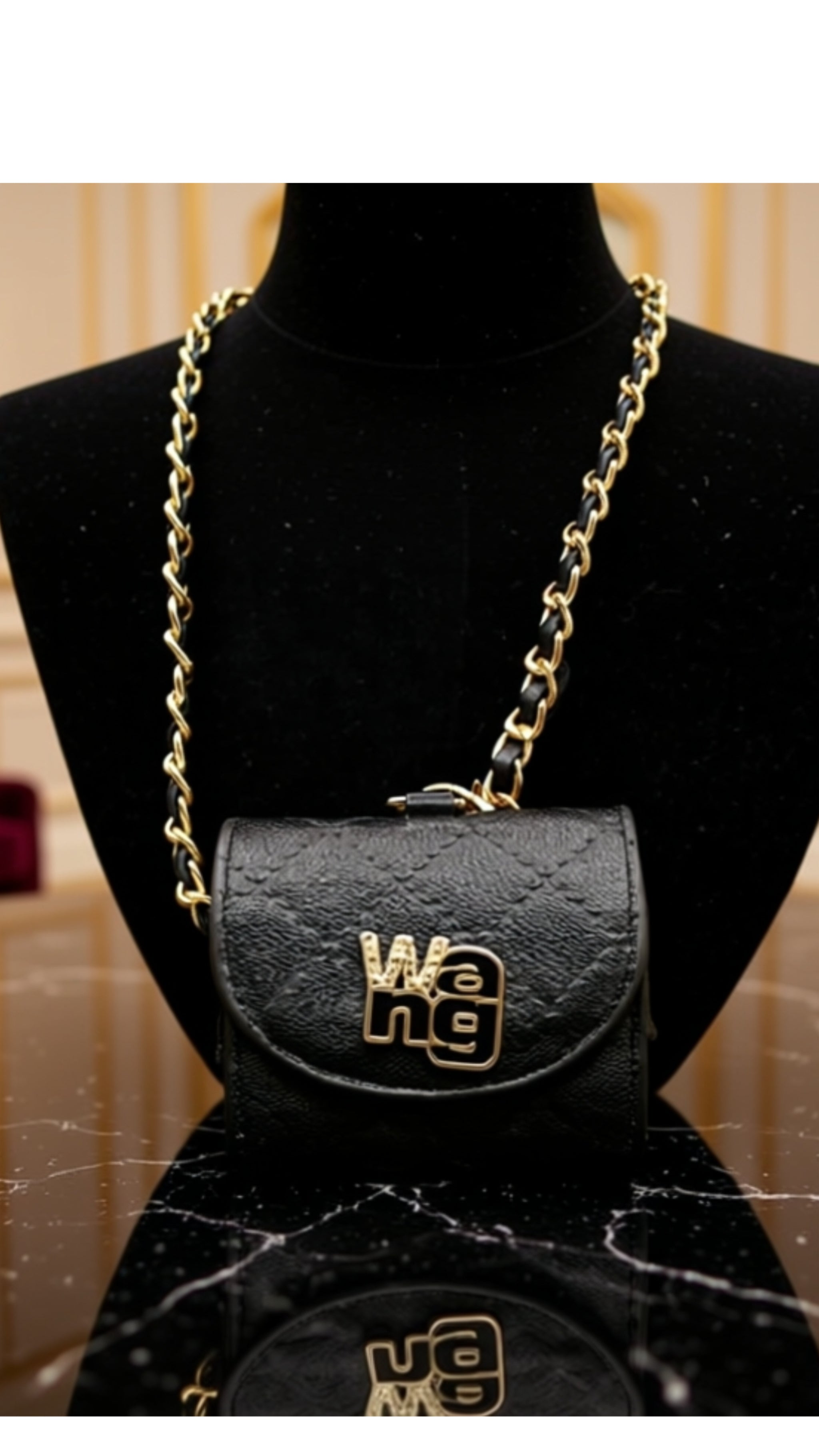 Pendant Long Necklace is a timeless jewelry